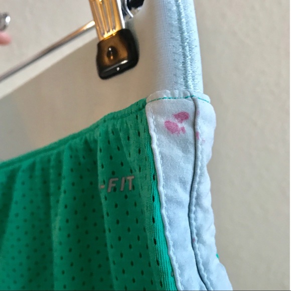 Teal mesh Nike shorts. XS. - Picture 4 of 5